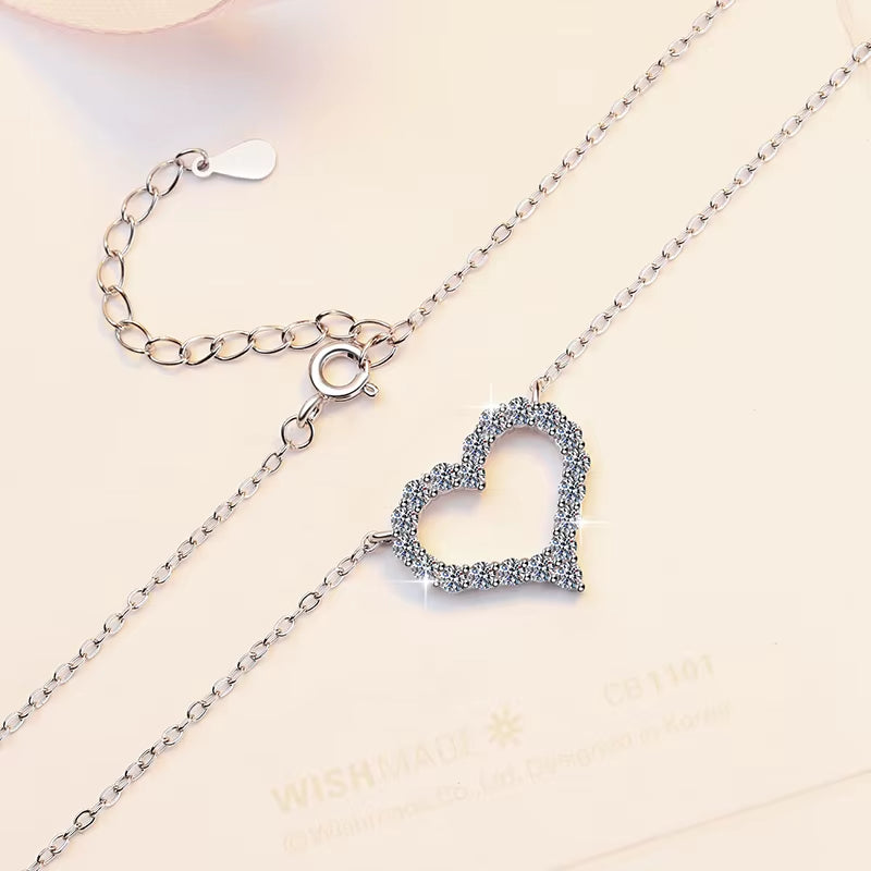 Hot Sale Fine Jewelry S925 Sterling Silver Full Diamond VVS1 Moissanite Love Heart Pendant Necklace Valentine'S Day Jewelry Gift