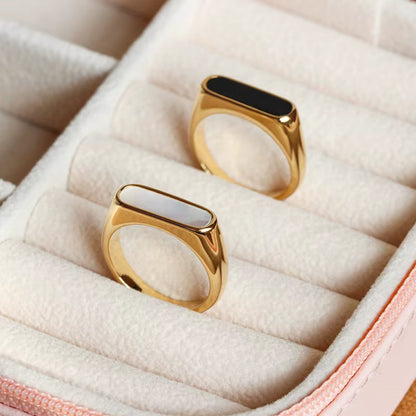 YF2277 Waterproof Jewelry Ins Hot Selling Minimalist 18K Real Gold Plated Stainless Steel Black White Natural Shell Rings